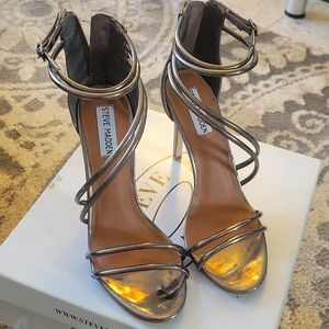 Steve Madden silver sandles